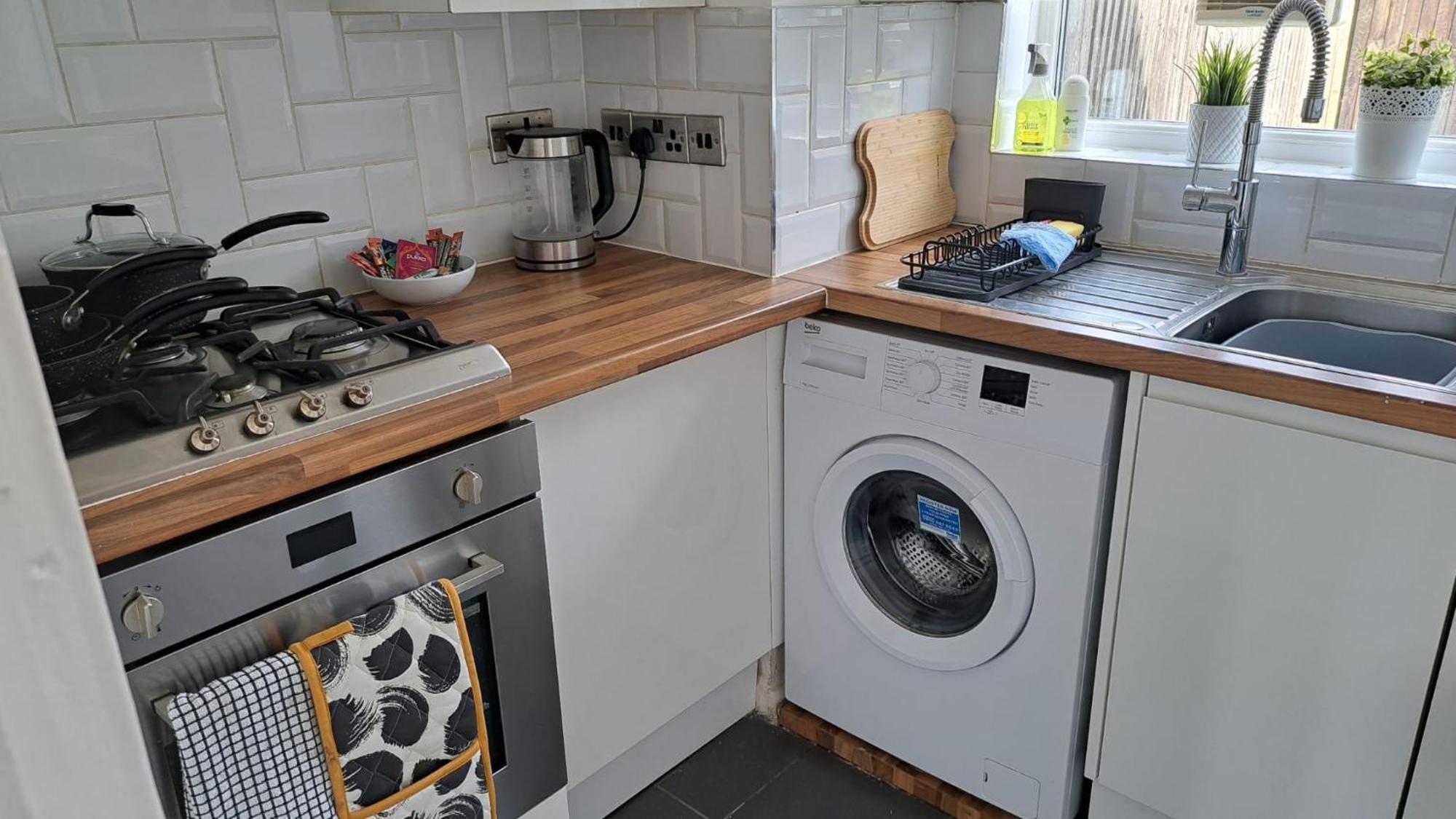 Tooting Lodge London - Cosy 2 Bedroom House With Garden, 5 Mins Walk To Tube Station Экстерьер фото
